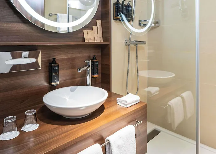 Mercure Hotel 4*